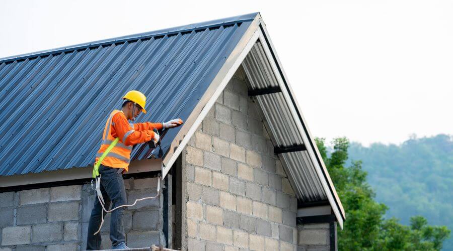 Professional gutter cleaning in Brady, NE